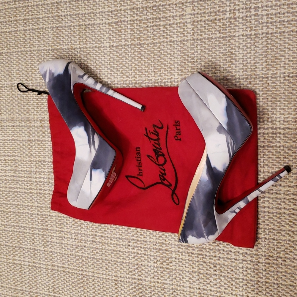 Christian Louboutin Paris Dress Platform Shoes size 38 1/2. *Like New*